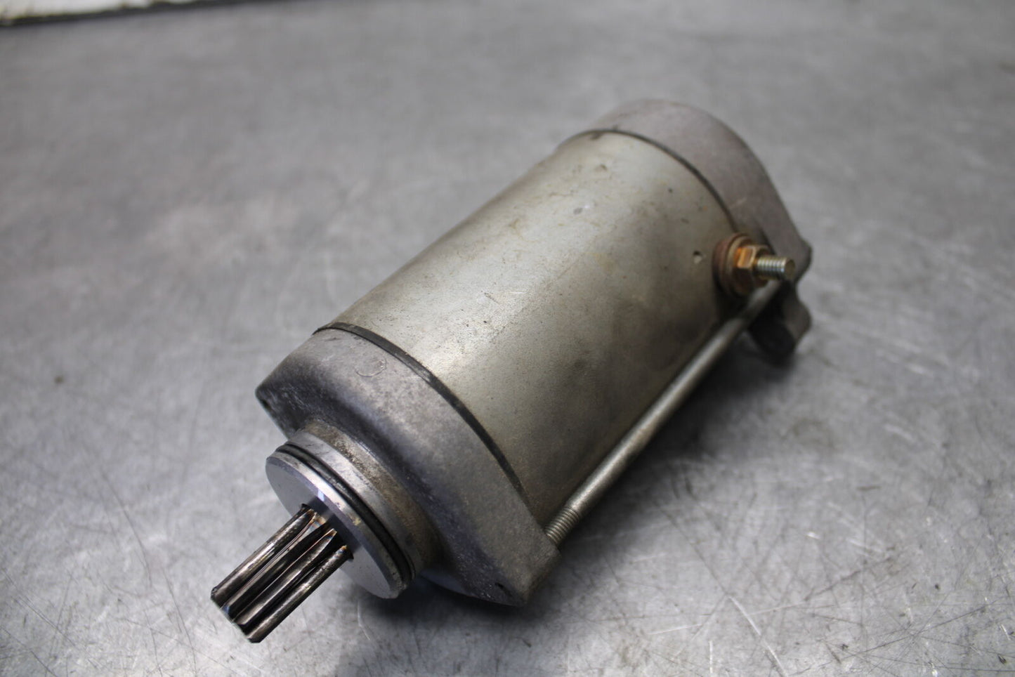 05-09 SUZUKI BOULEVARD C90 ENGINE STARTING STARTER MOTOR -DC 12V BB692