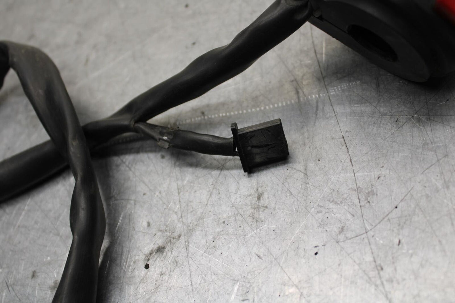 17 KAWASAKI Z900 ZR900 LEFT CLIP ON HANDLE HORN SIGNALS SWITCH SWITCHES BB549