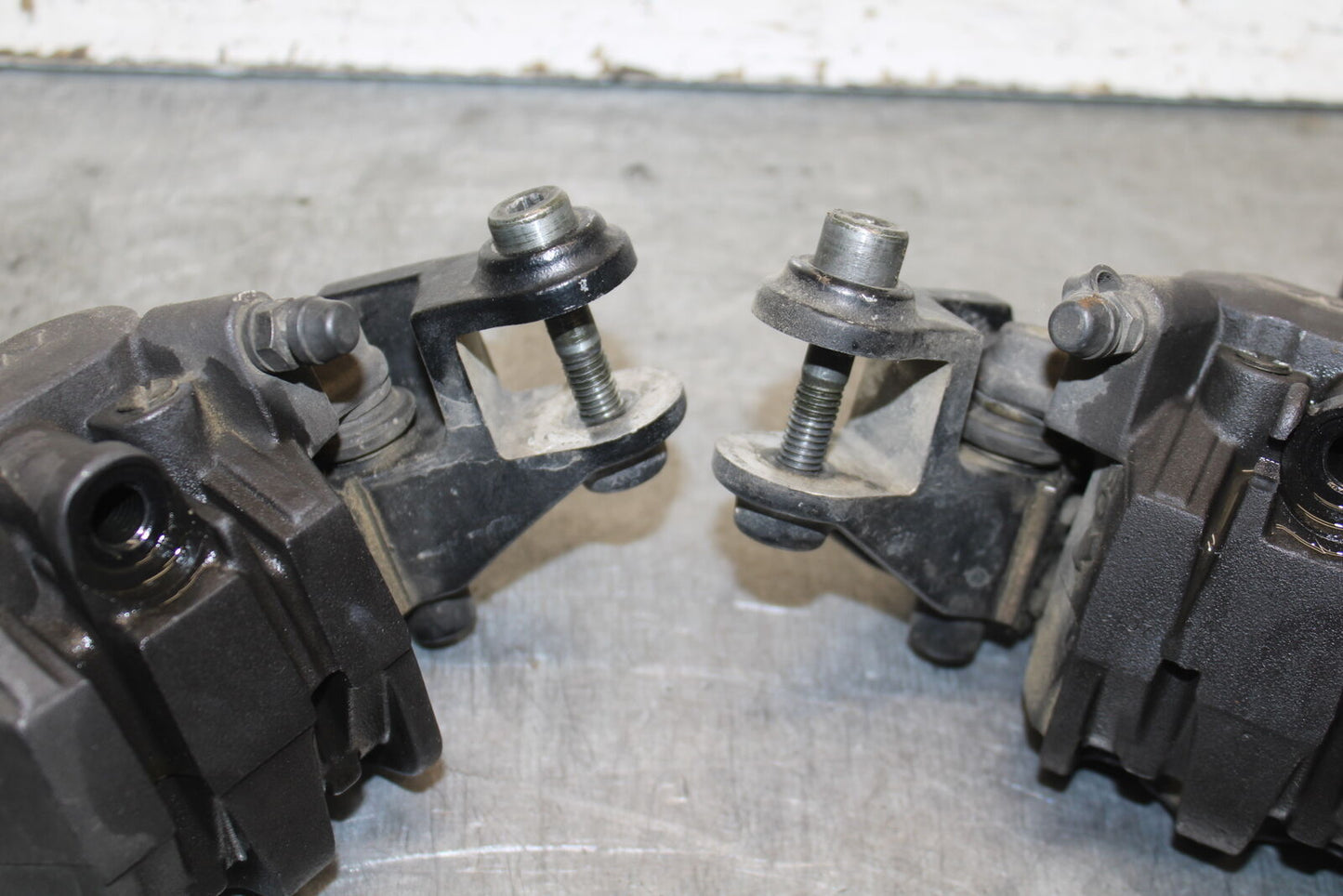 93-00 HONDA GOLDWING 1500 GL1500SE RIGHT LEFT FRONT BRAKE CALIPER SET PAIR BB700