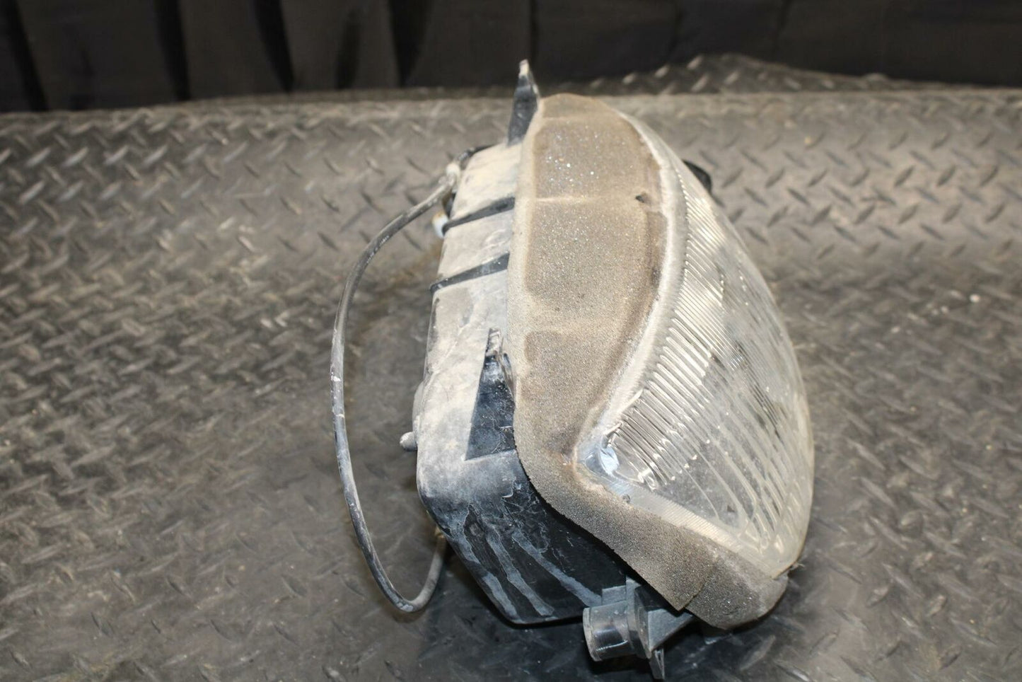 91-02 HONDA ST1100 FRONT HEADLIGHT HEAD LIGHT LAMP BB222
