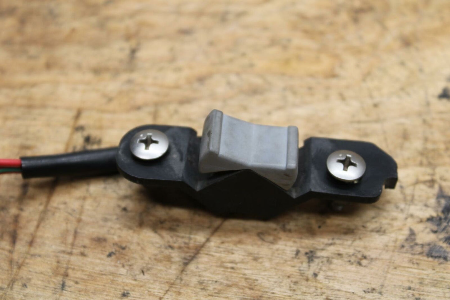 91-93 YAMAHA FZR1000 FUEL SWITCH BB339