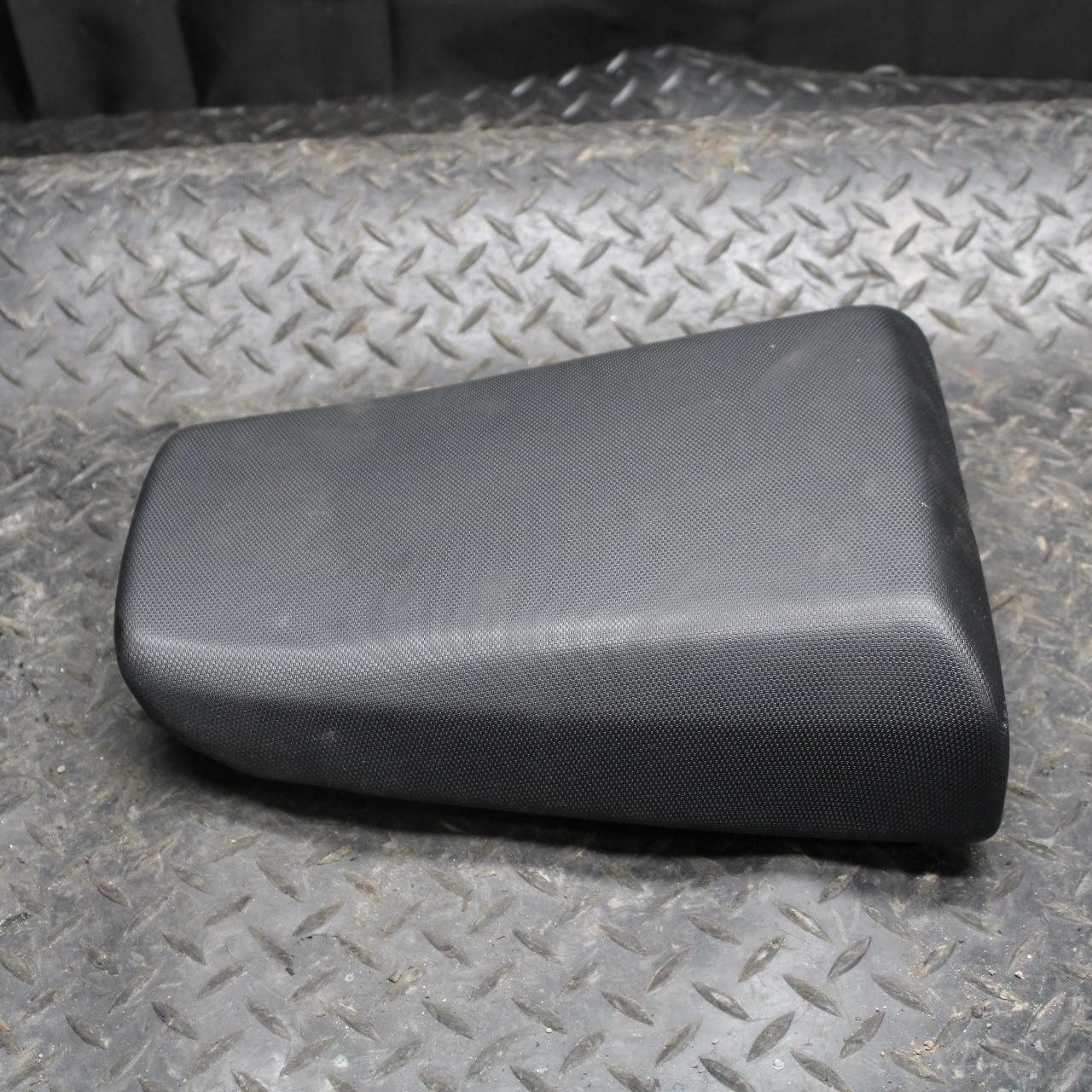 03 SUZUKI SV650S REAR BACK PASSENGER TANDEM SEAT PAD SADDLE PILLION BB219