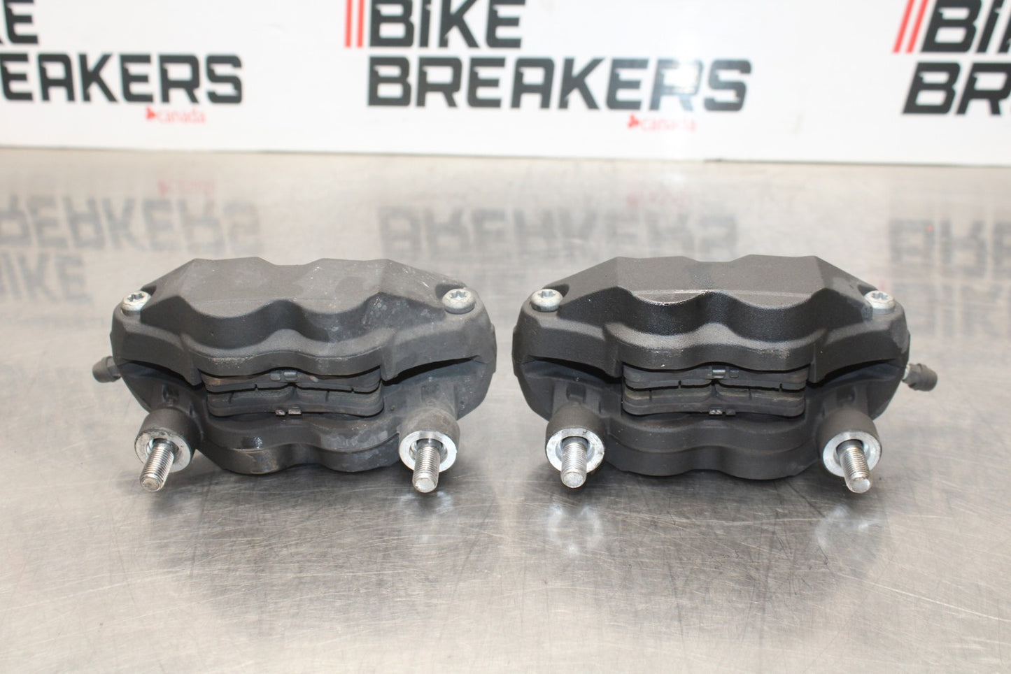 08-10 SUZUKI GSXR 600 RIGHT LEFT FRONT BRAKE CALIPER SET PAIR CALIPERS BB202