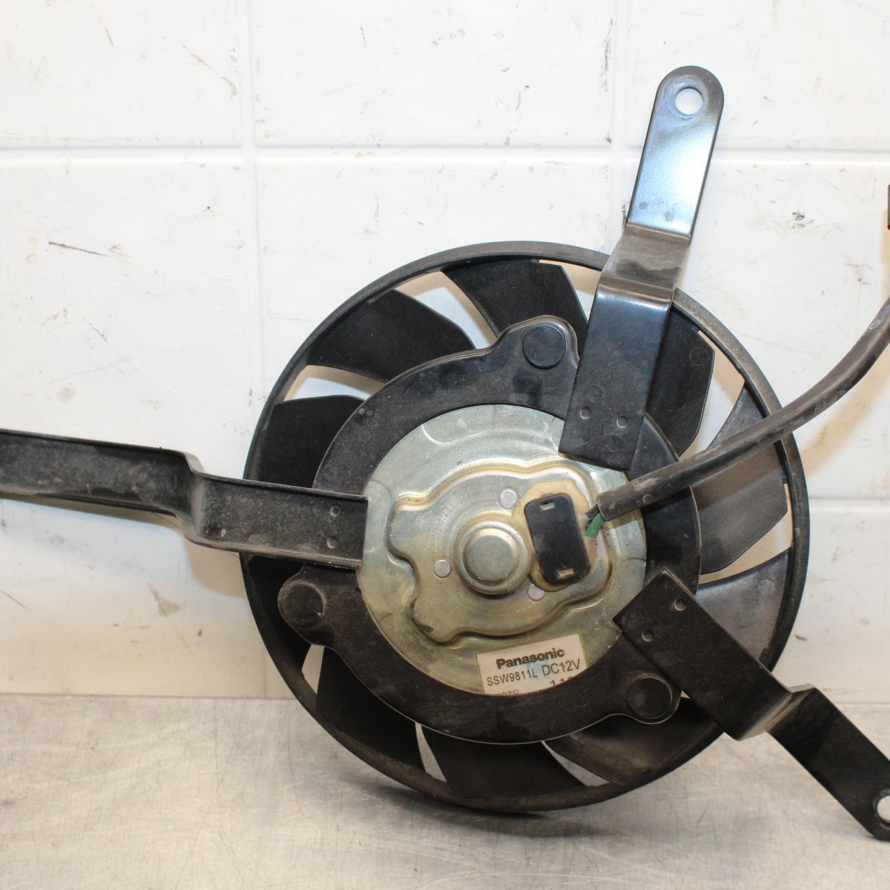 2012 Triumph Daytona 675R ENGINE RADIATOR COOLING FAN BB589