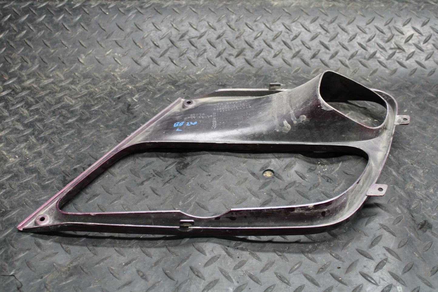91-02 HONDA ST1100 LEFT MID UPPER SIDE FAIRING COWL PLASTIC BB222