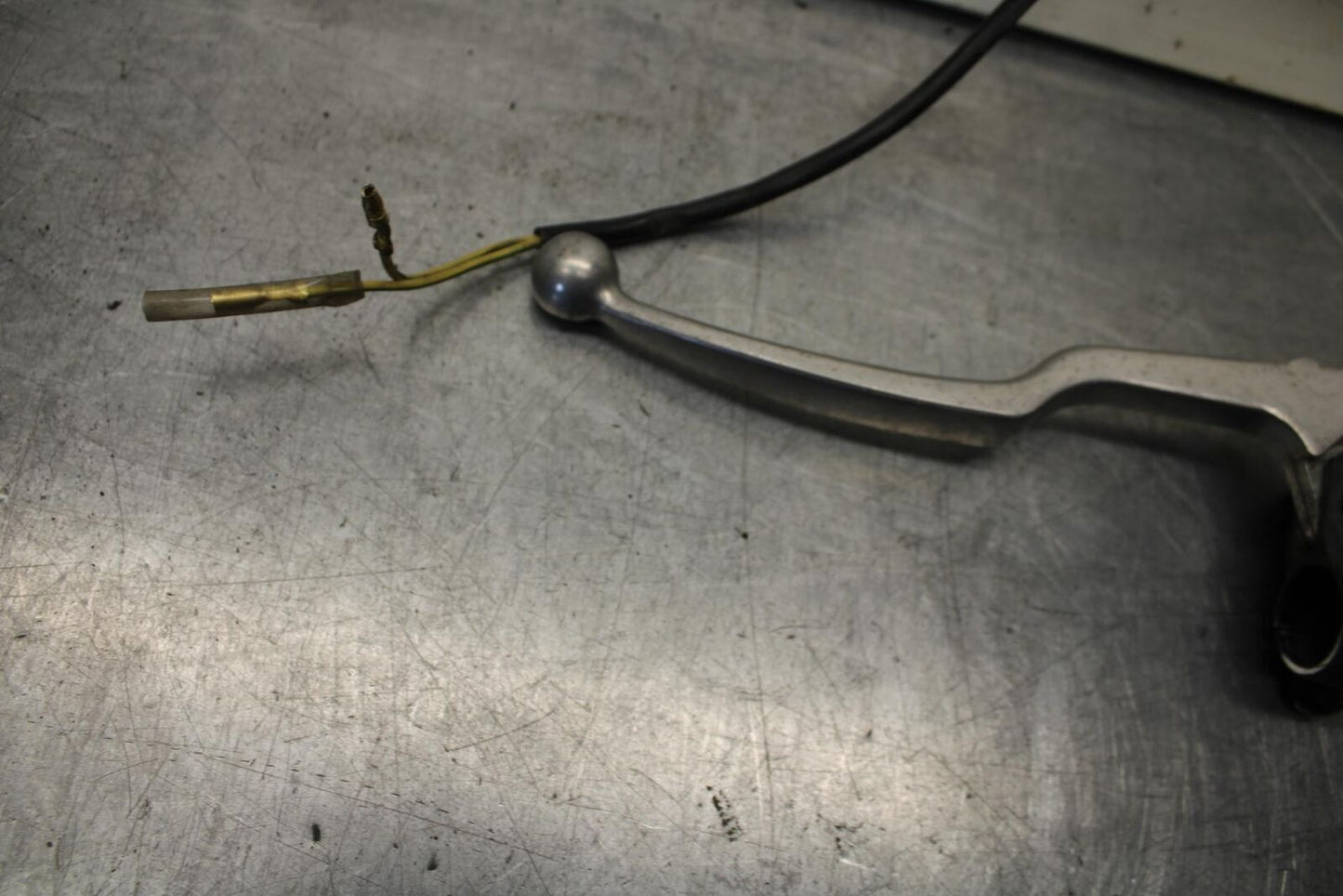 1995 Suzuki RF600R CLUTCH PERCH MOUNT WITH LEVER BB615