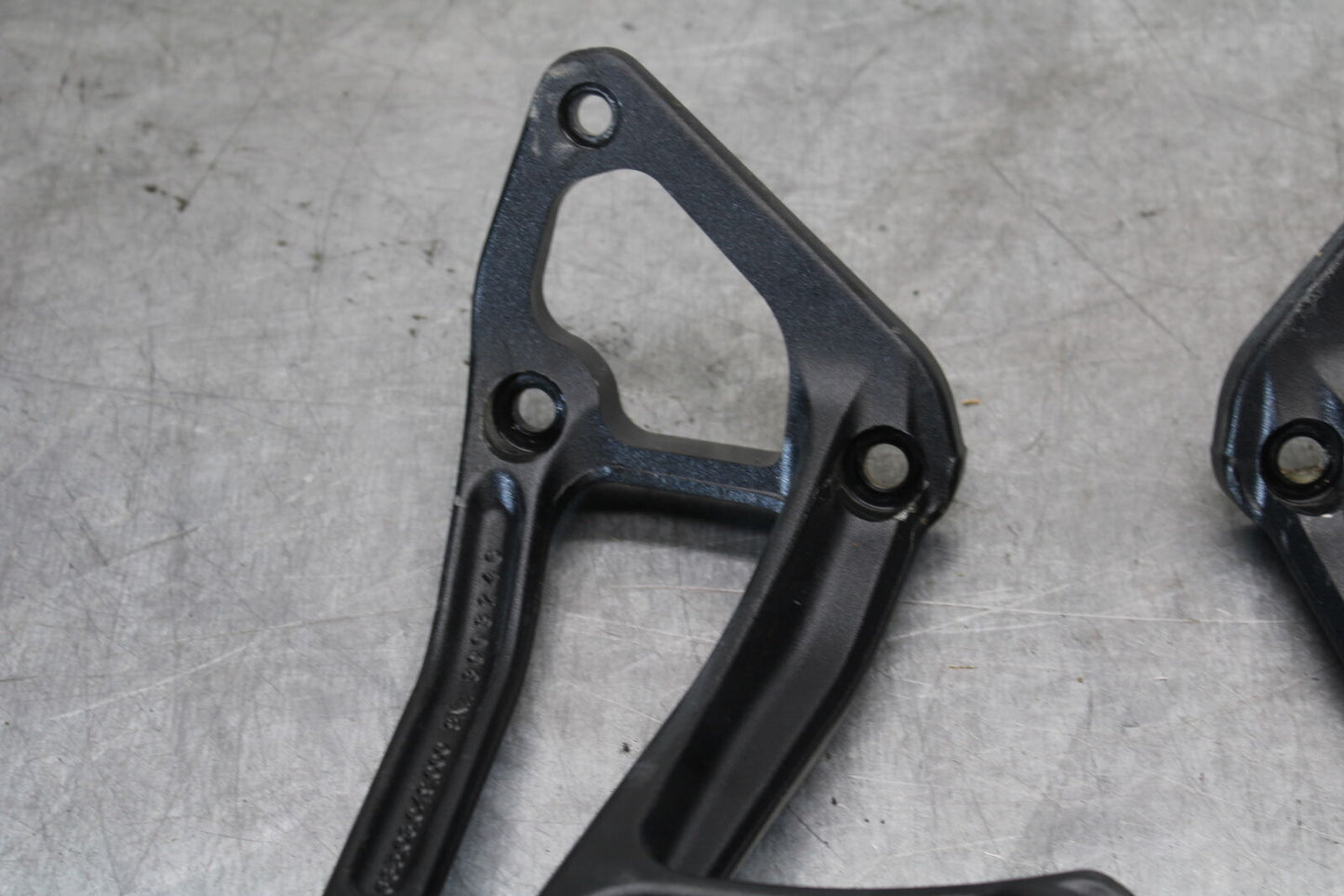 21-24 KTM 890 ADVENTURE R REAR BACK PASSENGER PEG SET PAIR BB723