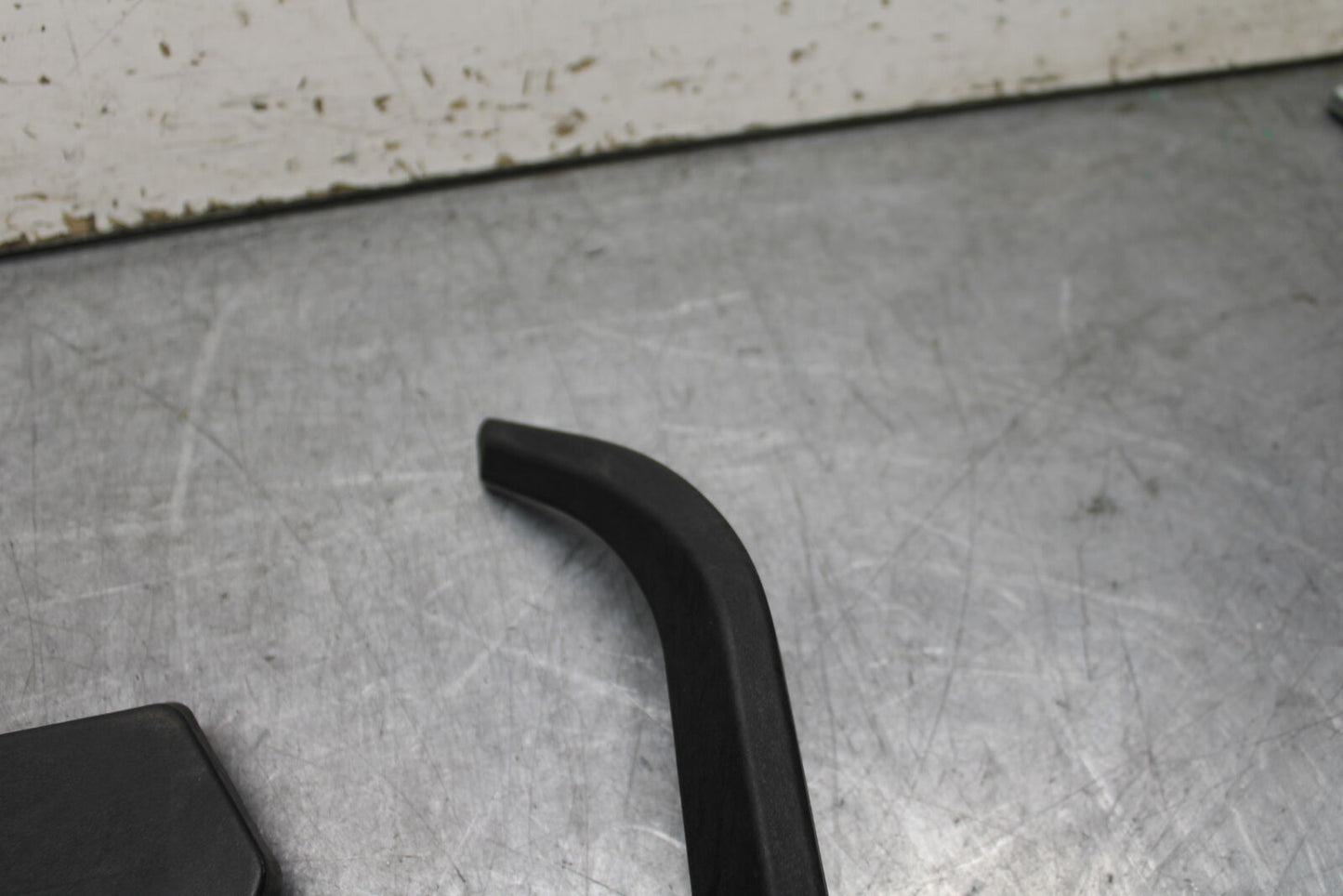 21-24 KTM 890 ADVENTURE R PASSENGER REAR SEAT GRAB BAR & RACK SET BB723