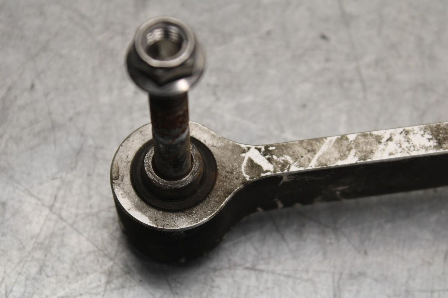 2009 Triumph Daytona 675 REAR DOGBONE SHOCK LINKAGE LINK BB584
