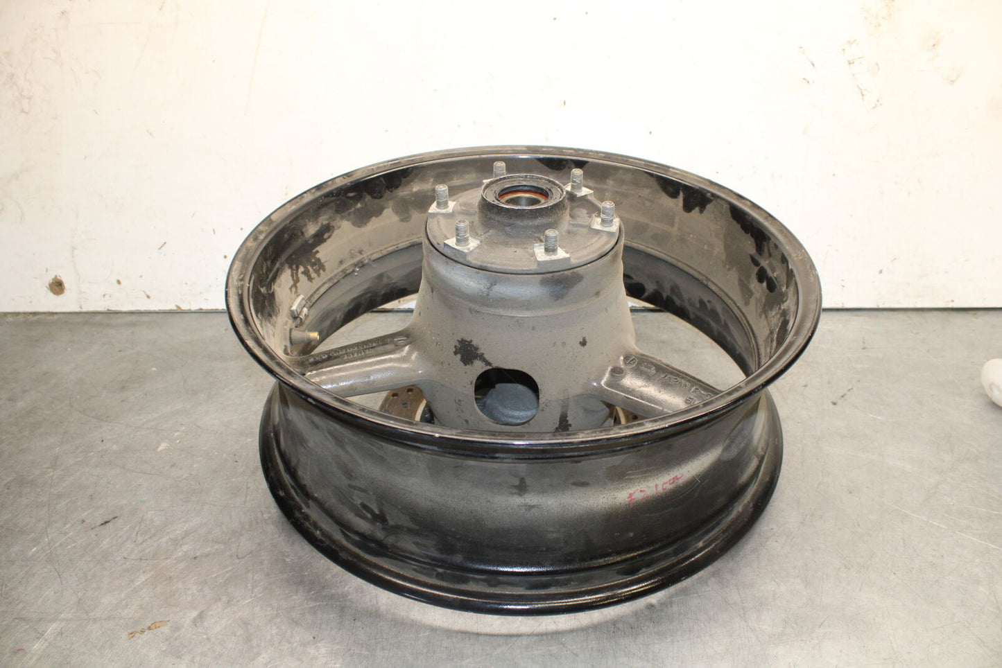 91-93 YAMAHA FZR1000 REAR WHEEL BACK RIM BB28
