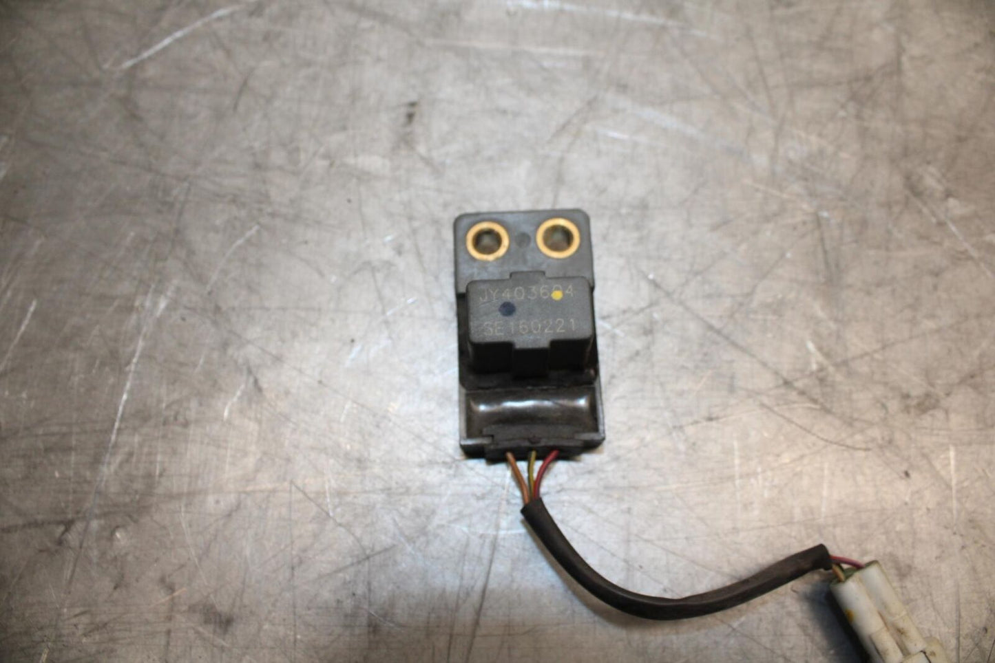 21 HUSQVARNA VITPILEN 401 TIP OVER BANK ANGLE CRASH SENSOR SWITCH BB467