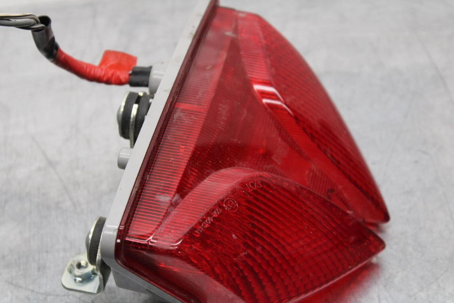 2017 Suzuki GSXR600 REAR TAIL TAILLIGHT BACK BRAKE LIGHT 35710-14JA0 BB598