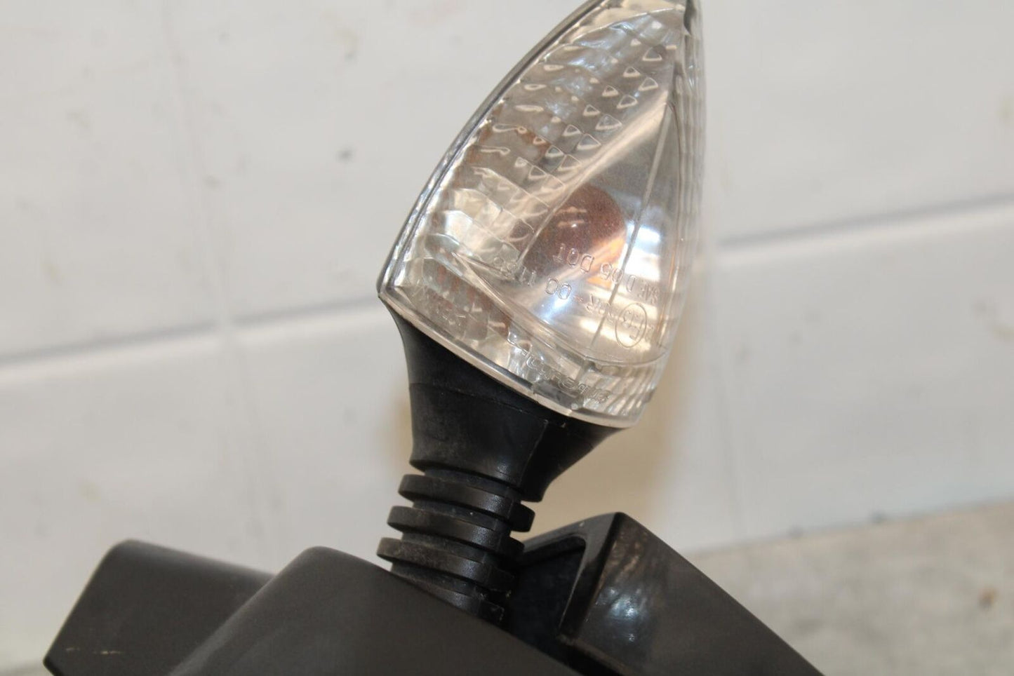 07-11 KTM 990 SUPER DUKE FRONT LEFT RIGHT TURN SIGNALS LIGHT INDICATORS BB578