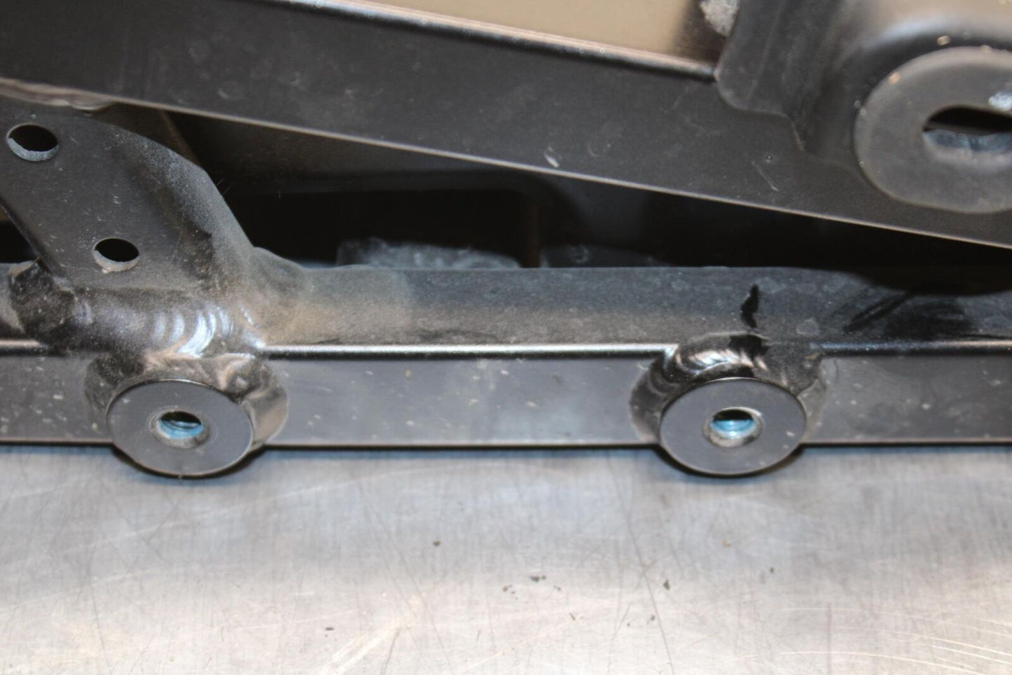 20 SUZUKI GSXR 1000 REAR SUBFRAME BACK SUB FRAME BB597