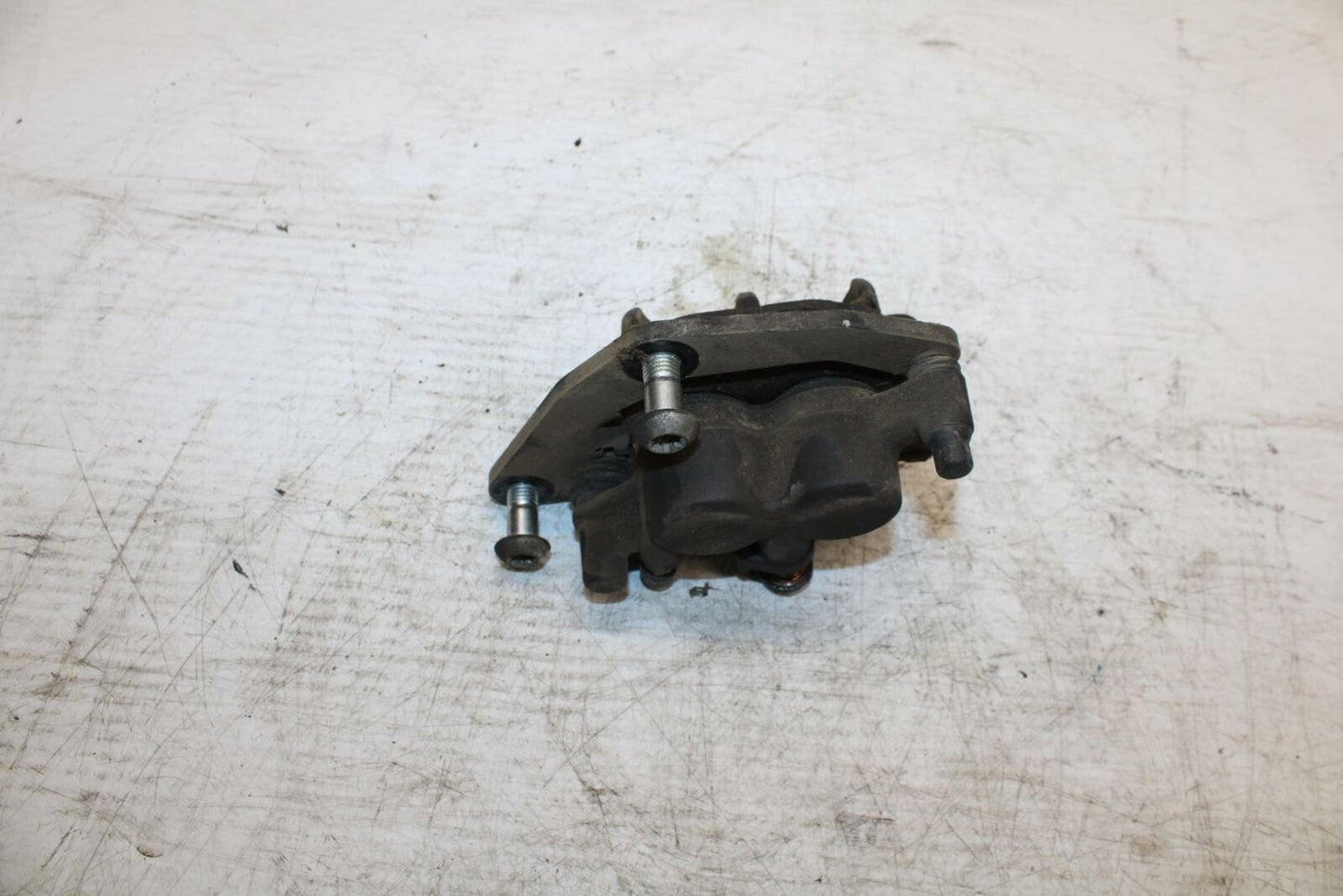 15-17 YAMAHA YZF R3 FRONT BRAKE CALIPER BB288