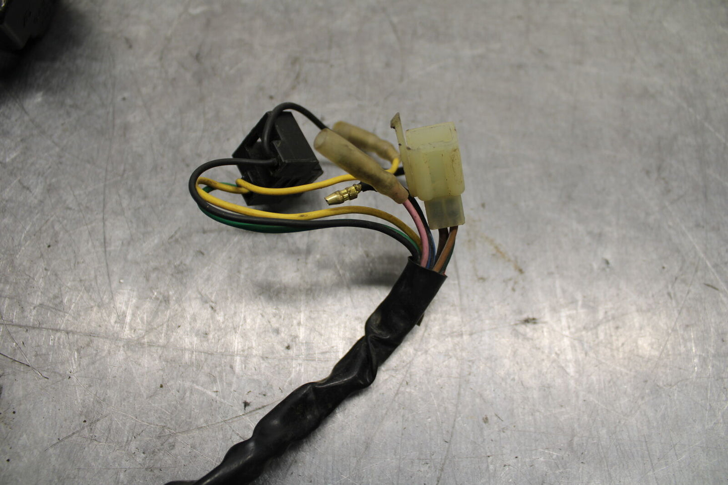 1984 Yamaha Virago 1000 LEFT CLIP ON HANDLE HORN SIGNALS SWITCH SWITCHES BB117