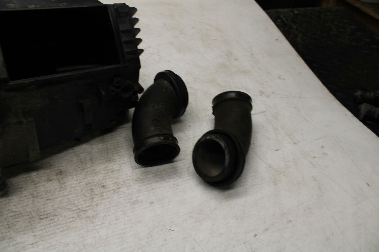 07-13 BMW R1200GS ADVENTURE AIRBOX AIR INTAKE FILTER BOX BB368