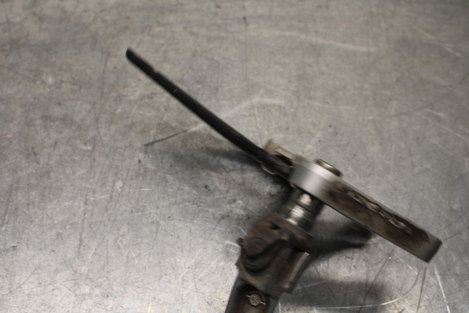 01-03 SUZUKI GSXR600 LEFT REARSET REAR SET DRIVER FOOT PEG REST STOP BB633