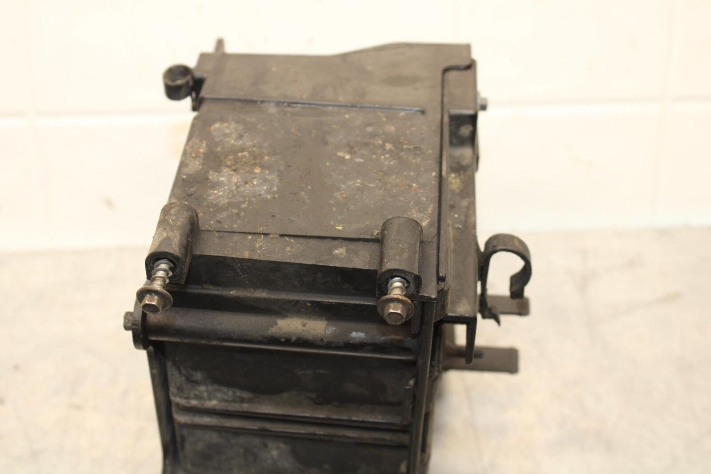 07-11 KTM 990 SUPER DUKE BATTERY BOX PLASTIC BB578