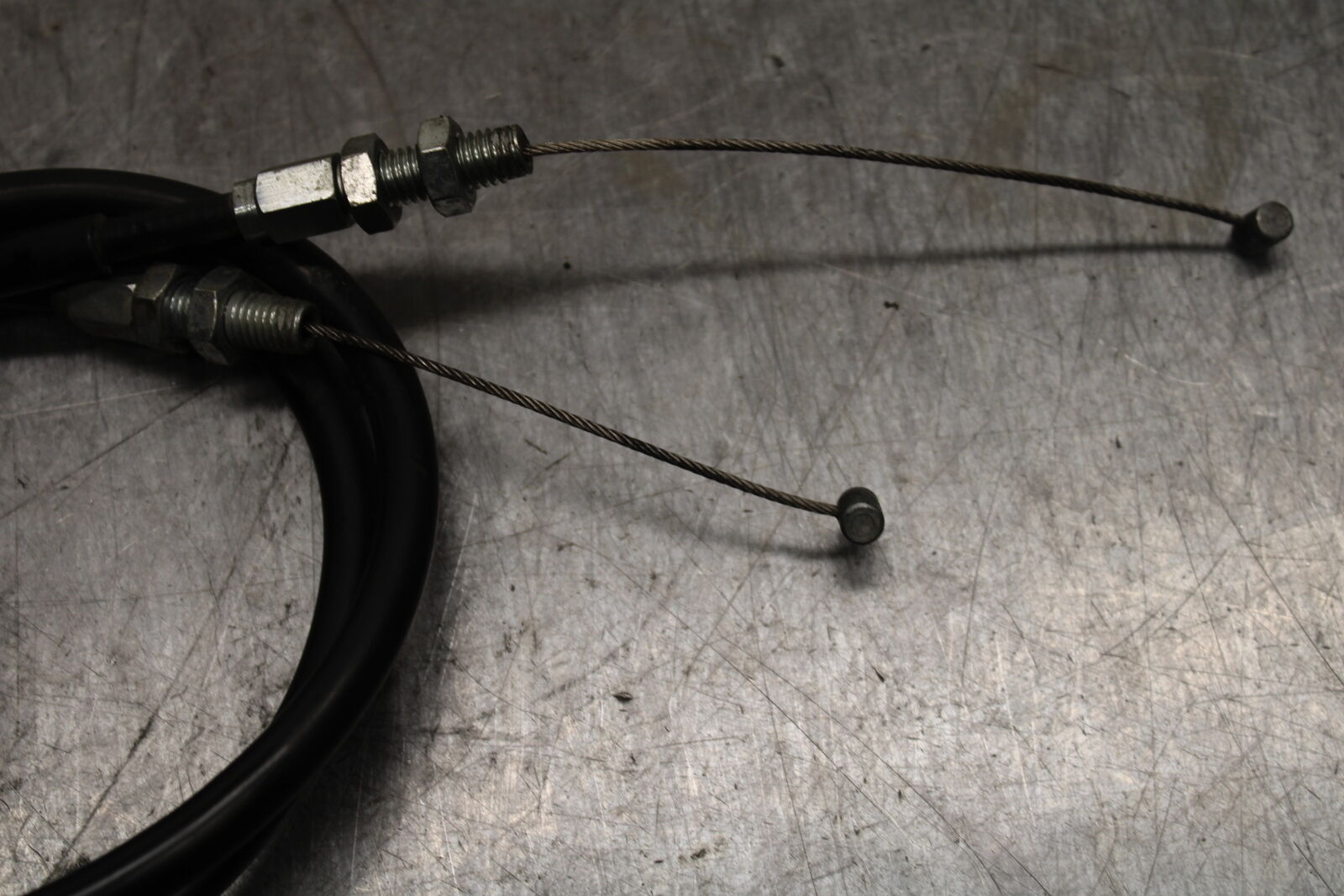 01-02 SUZUKI GSXR1000 THROTTLE CABLES LINES BB113