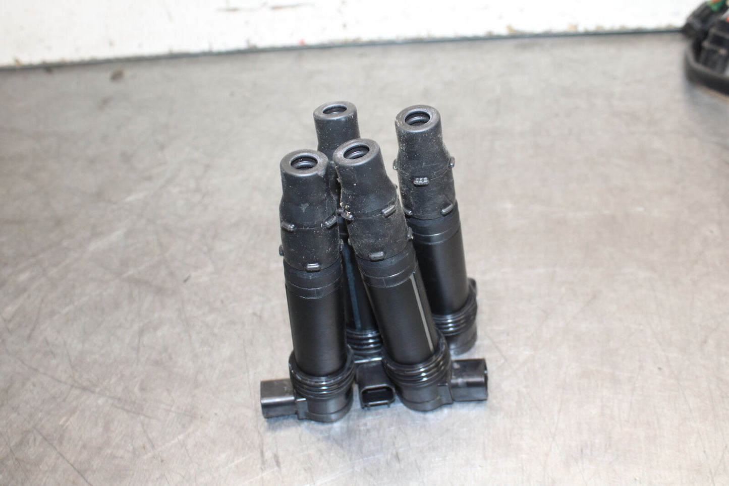 24-25 KAWASAKI NINJA ZX6R IGNITION COILS COIL SPARK PLUG CAPS BB726