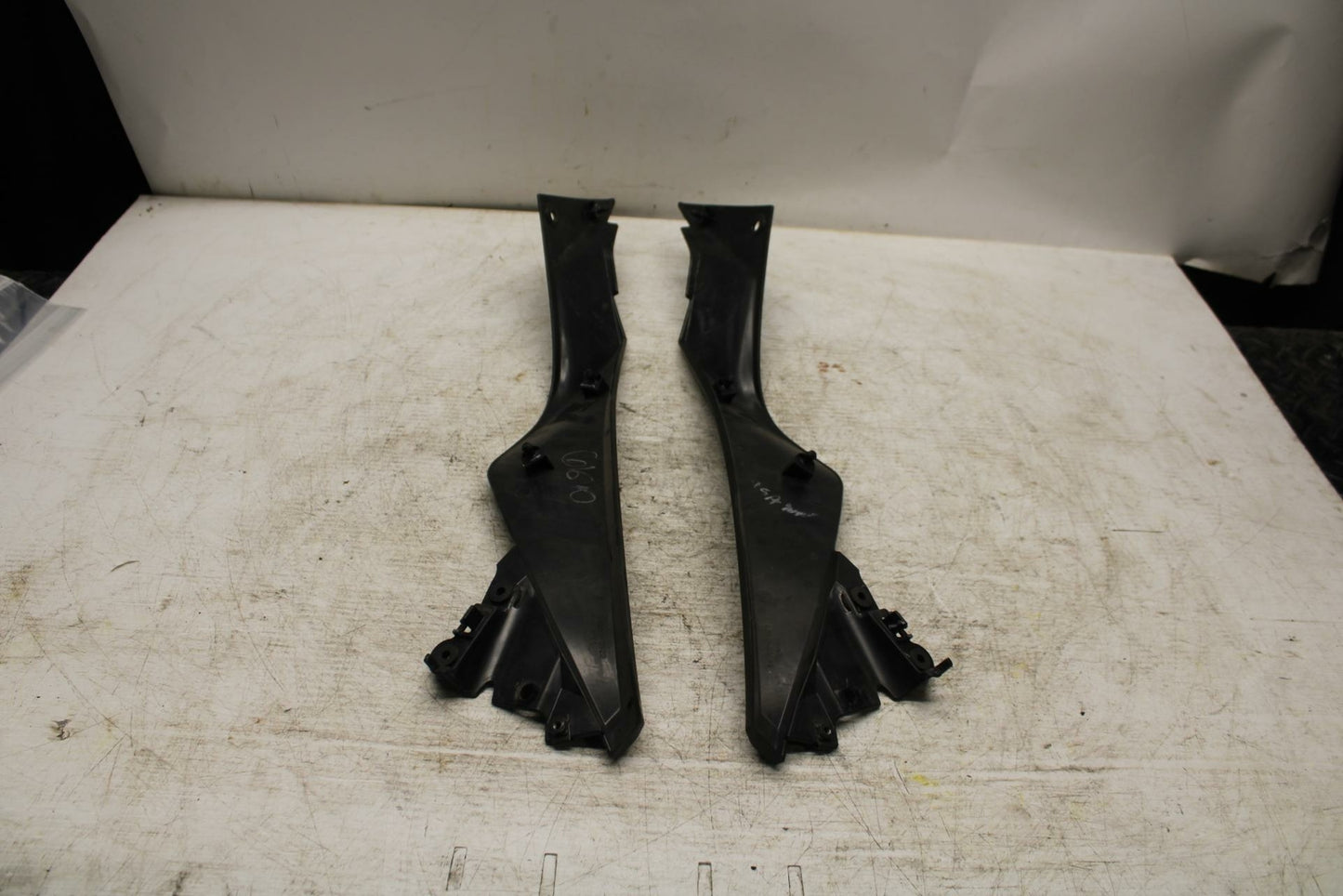 12-13 KAWASAKI EX300 NINJA RIGHT LEFT FRONT SIDE SEAT PANELS TRIMS COWLS BB373