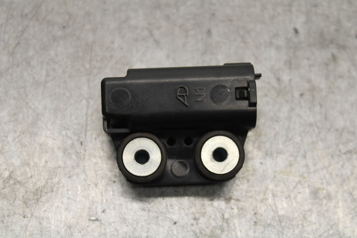 19-21 TRIUMPH SPEED TWIN 1200 TIP OVER ANGLE CRASH SENSOR SWITCH T2502455 BB653