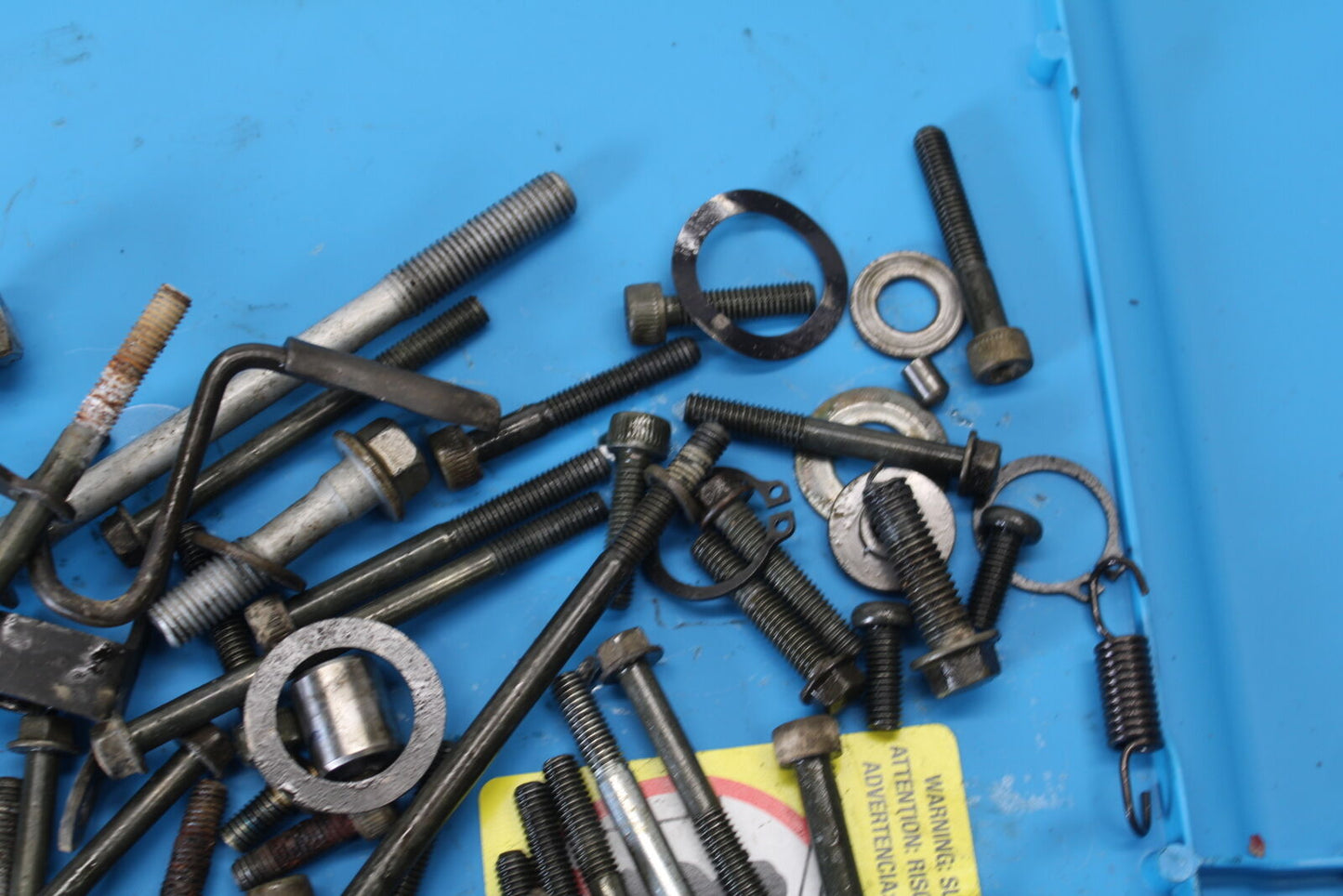 01-05 YAMAHA RAPTOR 660R ENGINE MOUNTING BOLTS HARDWARE MOTOR SCREWS BB695