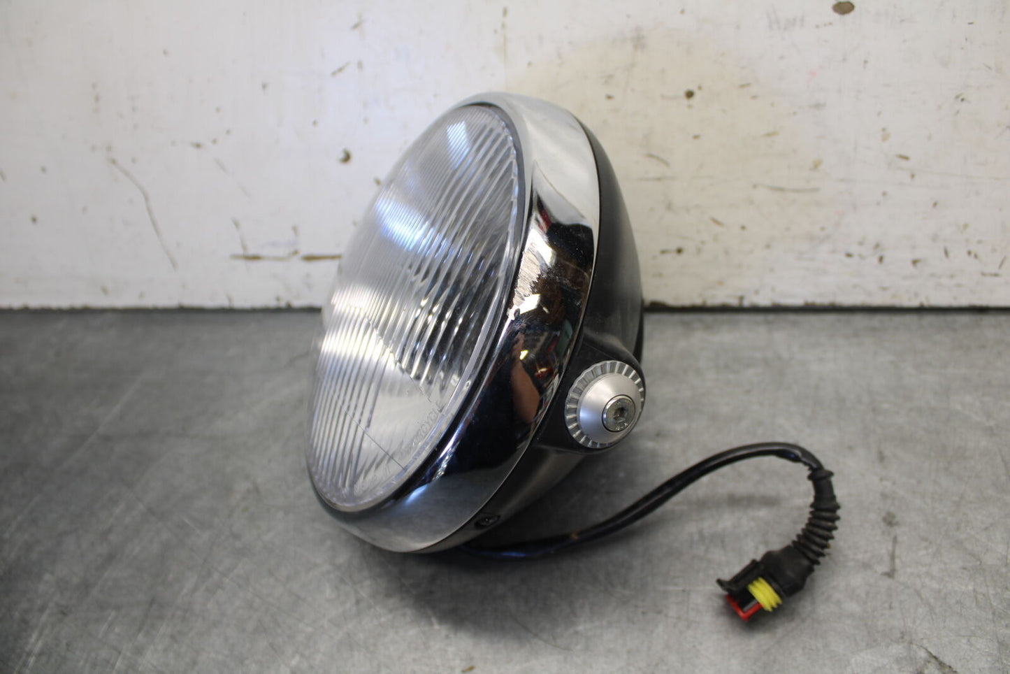 06-07 DUCATI MONSTER 695 FRONT HEADLIGHT HEAD LIGHT LAMP BB674