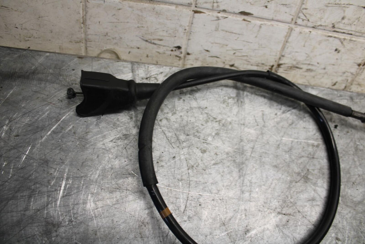 22-23 HUSQVARNA SVARTPILEN 401 CLUTCH CABLE LINE BB541