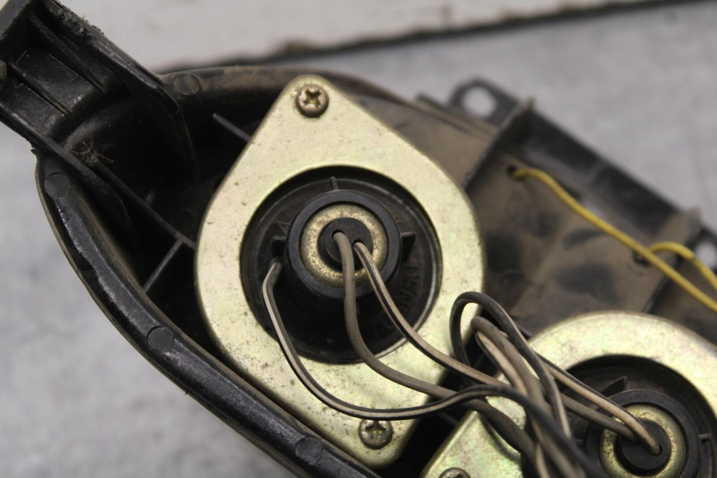 01-03 SUZUKI GSXR600 REAR TAIL TAILLIGHT BACK BRAKE LIGHT BB633