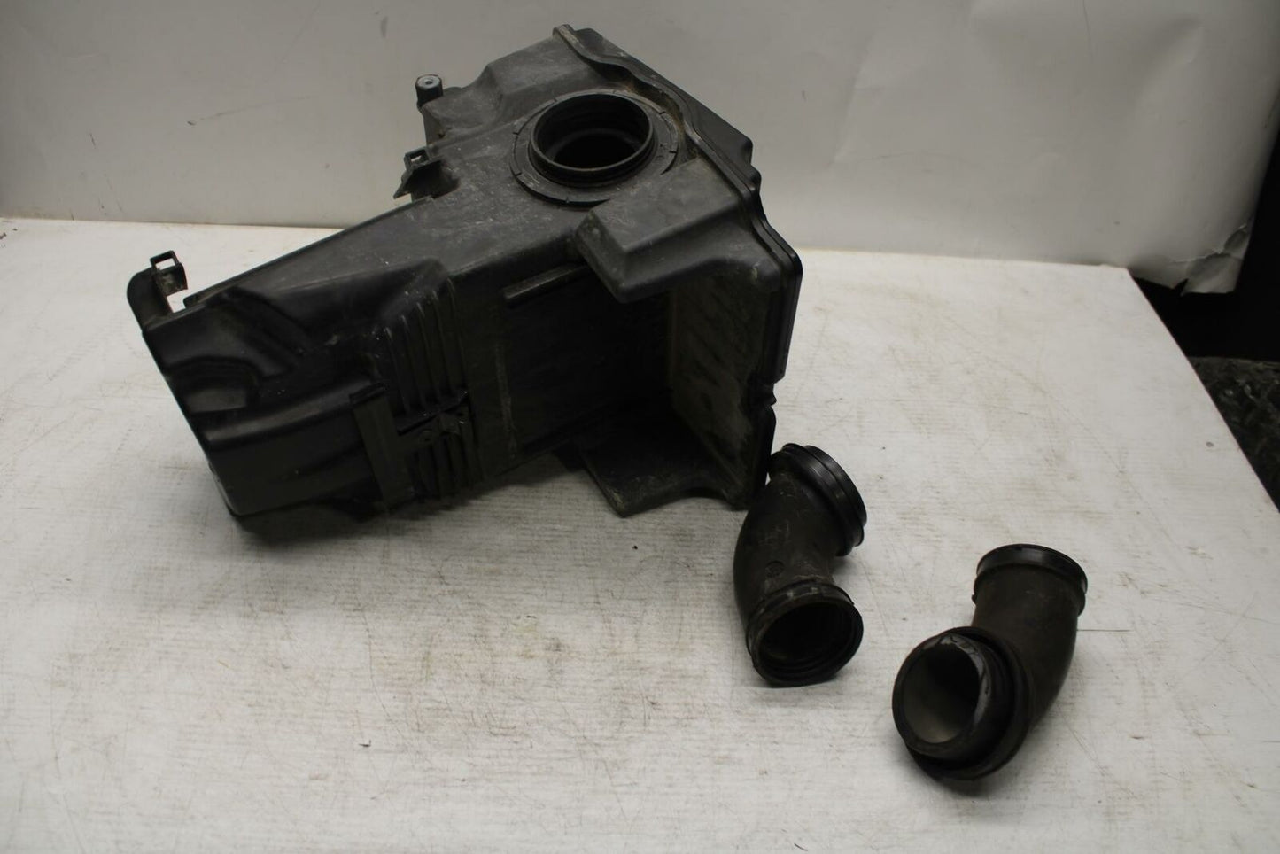07-13 BMW R1200GS ADVENTURE AIRBOX AIR INTAKE FILTER BOX BB368