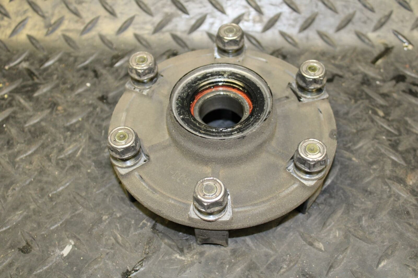 01-06 YAMAHA YZF R6S REAR HUB WITH SHOCK DAMPERS CUSH ABSORBERS BB169