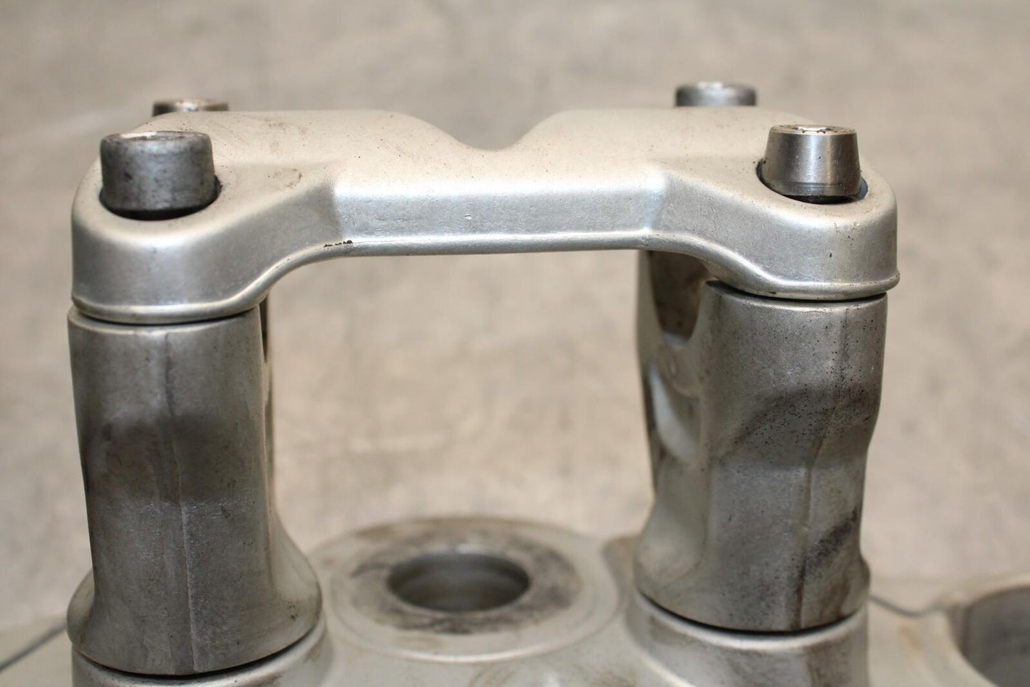 2008 Aprilia Shiver 750 SL750 FORKS UPPER TRIPLE TREE CLAMP BB551