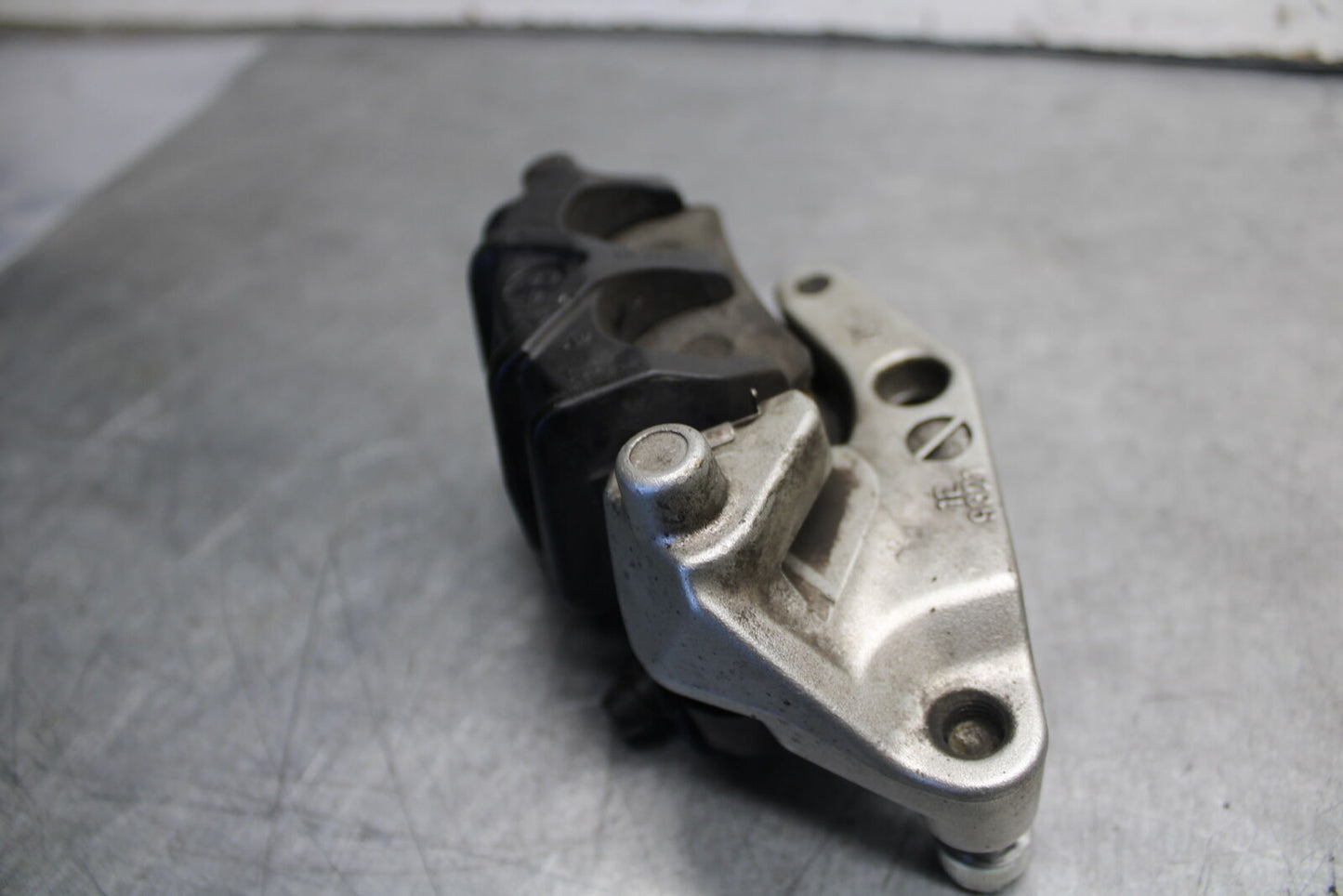 06-07 DUCATI MONSTER 695 RIGHT LEFT FRONT BRAKE CALIPER SET PAIR CALIPERS BB674