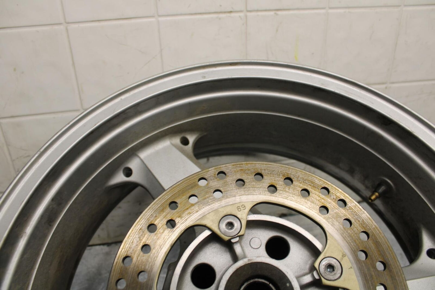 03 KAWASAKI ZX12R REAR WHEEL BACK RIM W ROTOR BB472