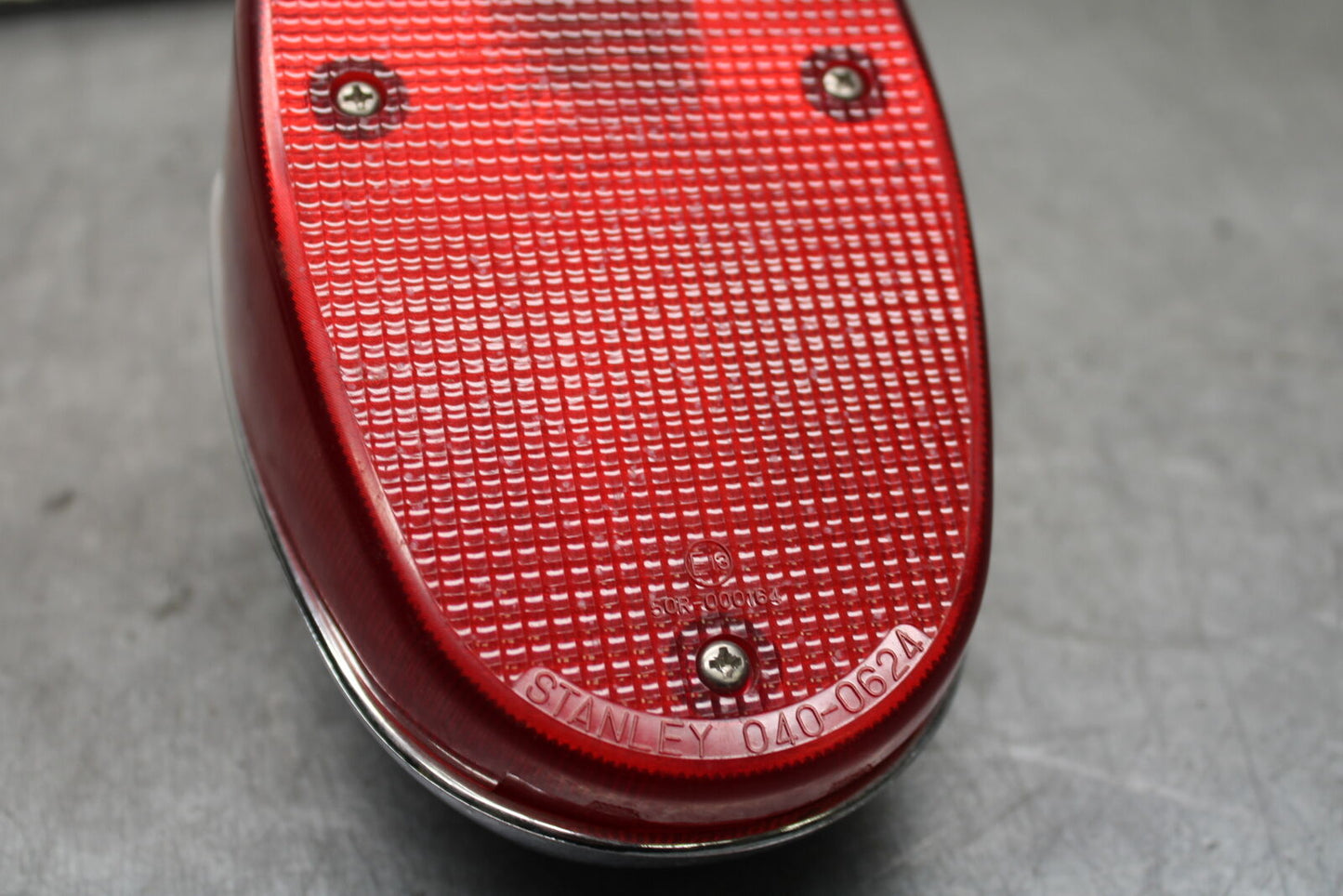 99-00 YAMAHA V STAR 1100 TAILLIGHT REAR TAIL BRAKE LIGHT BB711