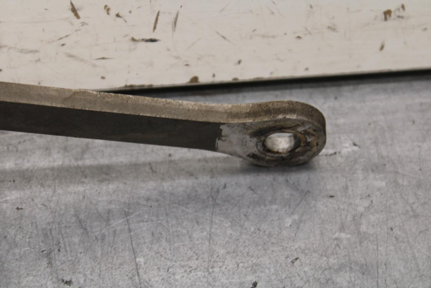 01-03 SUZUKI GSXR600 REAR DOGBONE SHOCK LINKAGE LINK 62600-35870 BB633