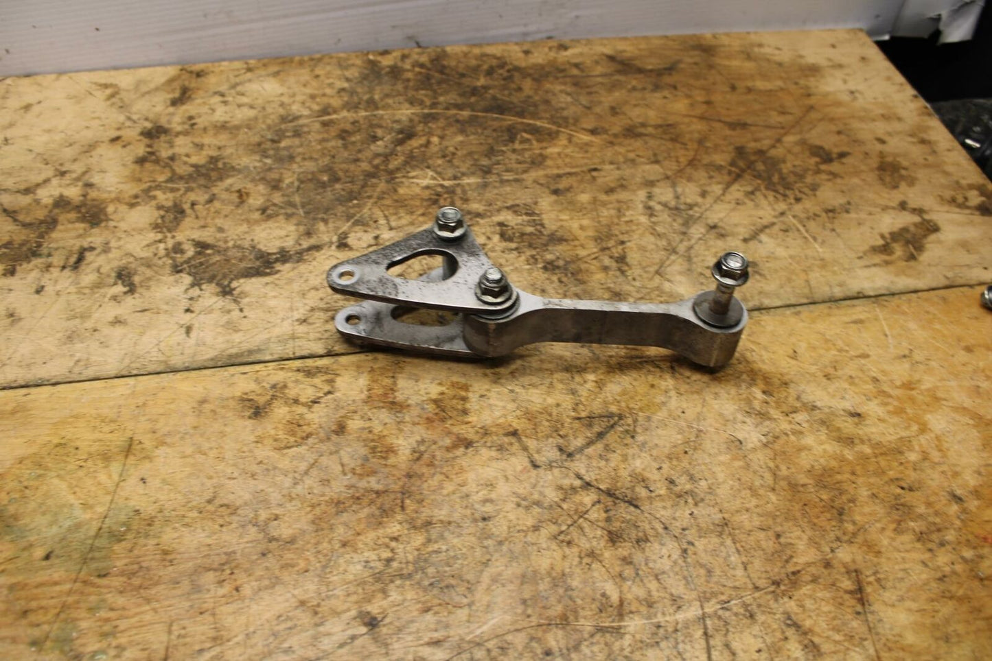 11-21 SUZUKI GSXR600 REAR DOGBONE SHOCK LINKAGE LINK BB346