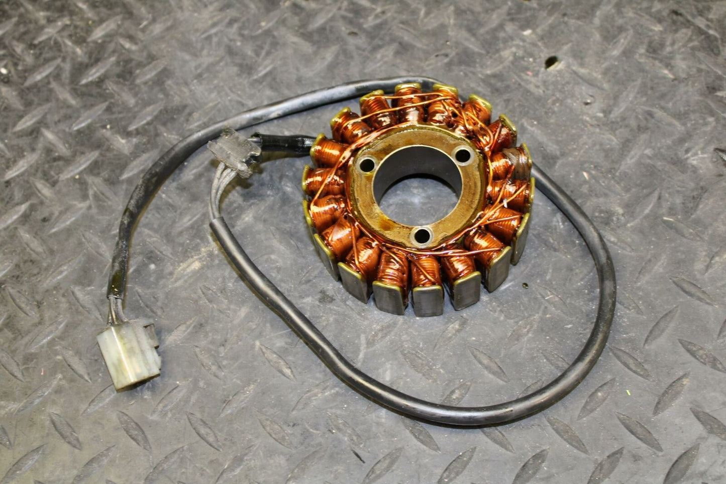 97 SUZUKI GSXR750 STATOR GENERATOR ALTERNATOR MAGNETO BB187