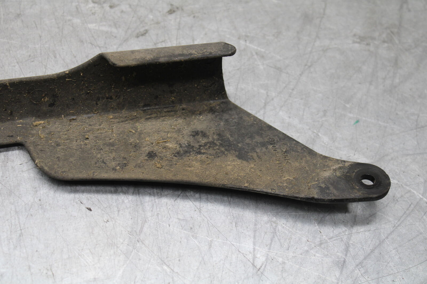 24-25 KAWASAKI NINJA ZX6R REAR BACK DRIVE CHAIN GUARD COVER SHIELD BB726