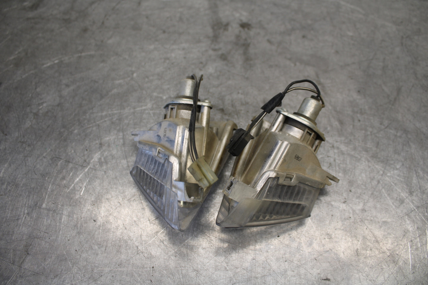 06-07 SUZUKI GSXR 600 REAR LEFT RIGHT TURN SIGNALS LIGHT INDICATORS BB694