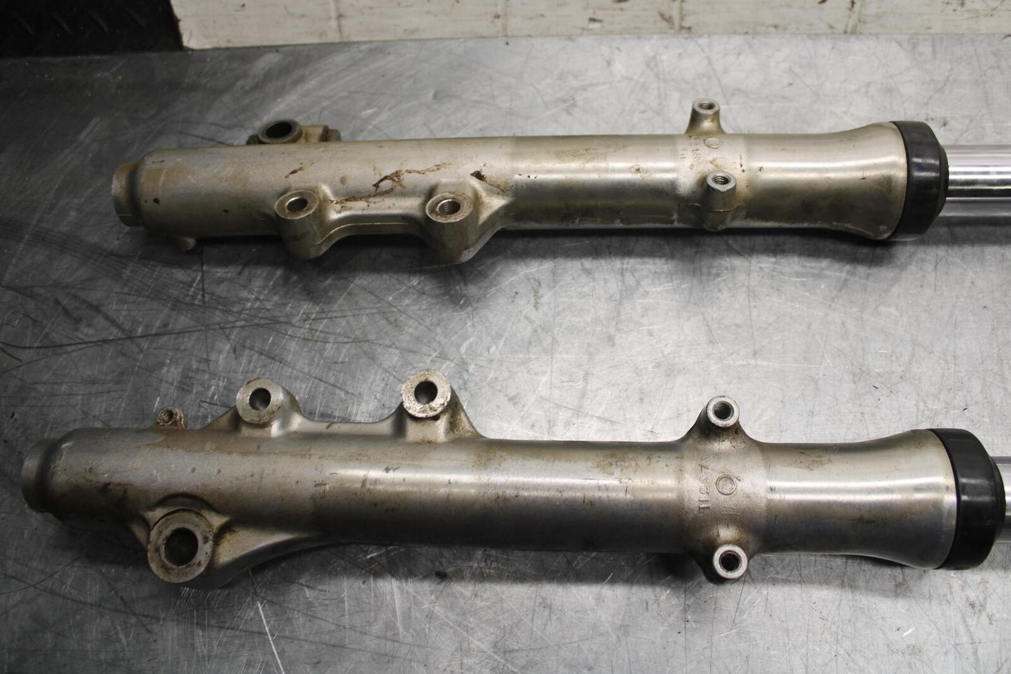 1982 Suzuki GS1100GL FRONT FORKS SHOCK SUSPENSION SET PAIR BB30