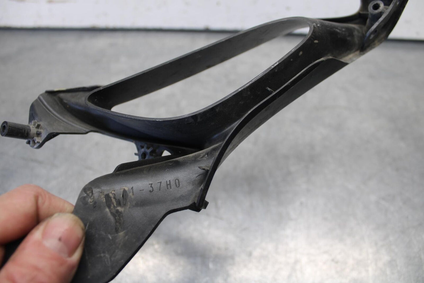 08-10 SUZUKI GSXR 600 FRONT CENTER COWL FAIRING BB101