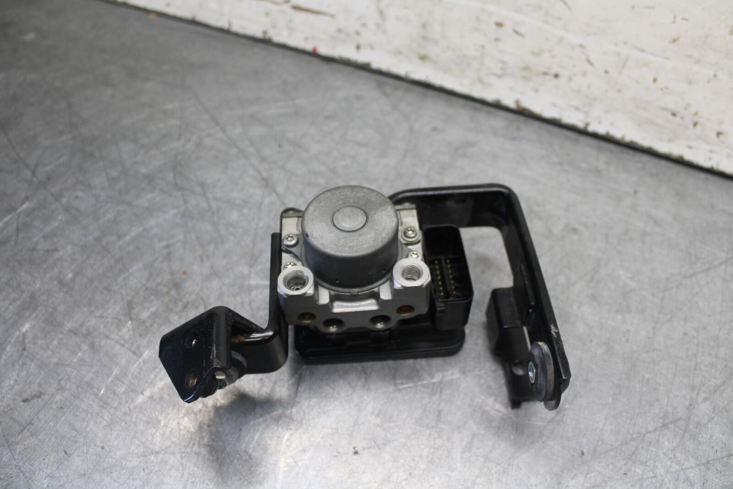 17-24 SUZUKI SV650 ABS PUMP UNIT MODULE BB706