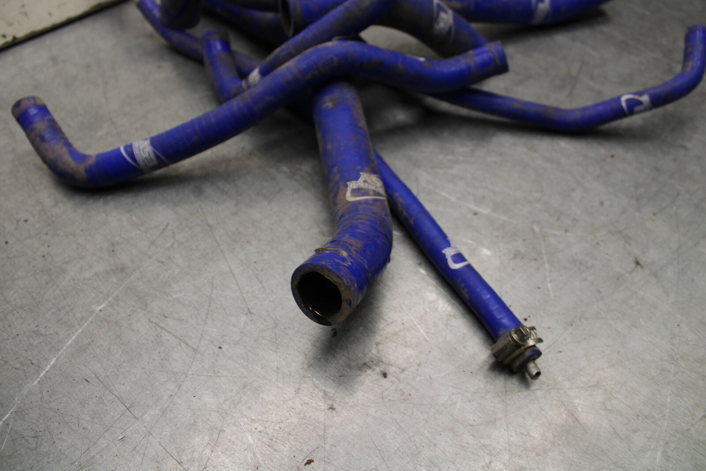 09-11 TRIUMPH DAYTONA 675 AFTERMARKET RADIATOR HOSES BB652