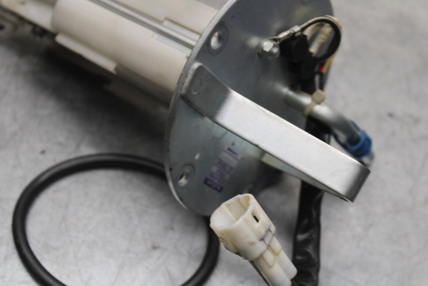 2011 Suzuki GSXR1000 FUEL PUMP GAS PETROL SENDER UNIT 15100-47H00 BB96