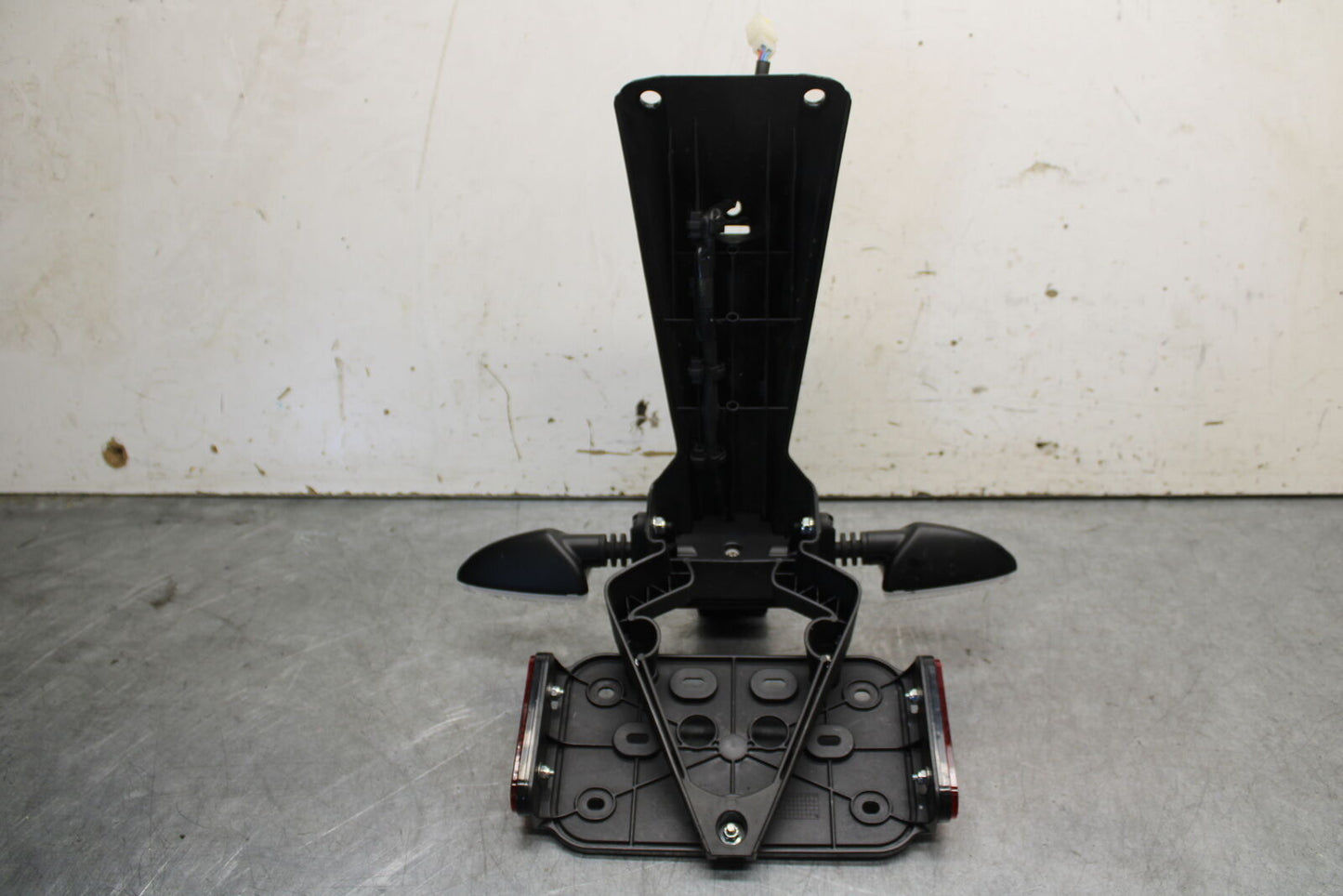21-24 APRILIA RSV4 R REAR BACK FENDER MUD GUARD BB668