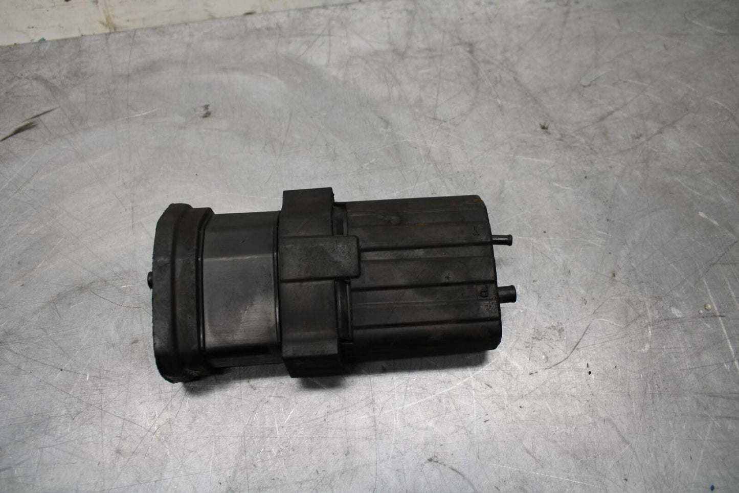 21 HUSQVARNA VITPILEN 401 EVAP VAPOR CHARCOAL EMISSION CANISTER BB467
