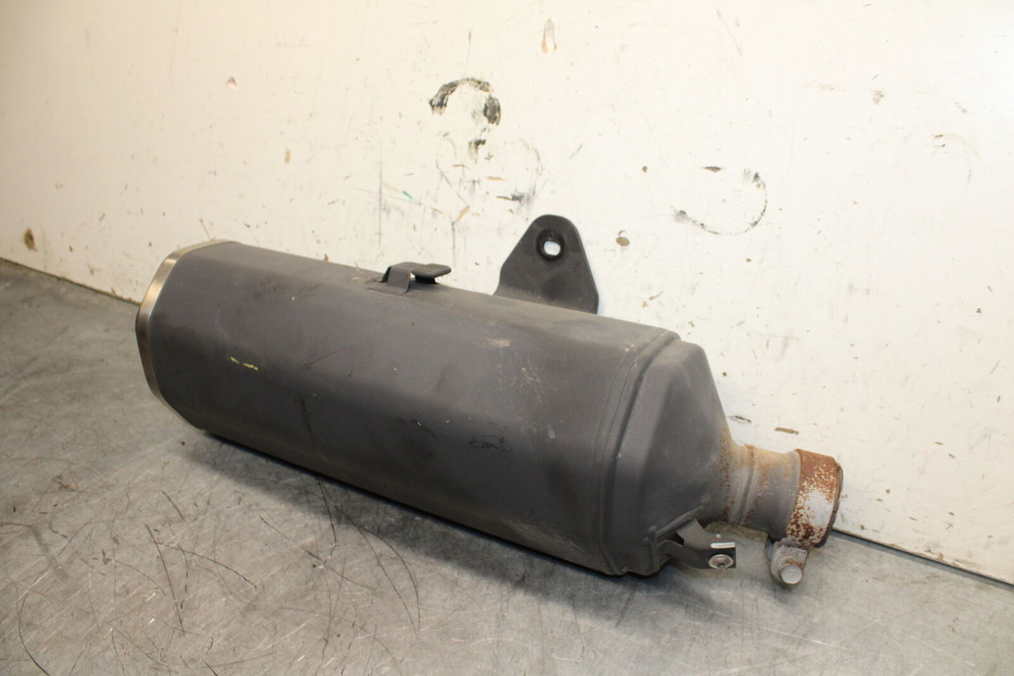 19-22 KAWASAKI Z400 EXHAUST PIPE MUFFLER SLIP ON CAN SILENCER BB738